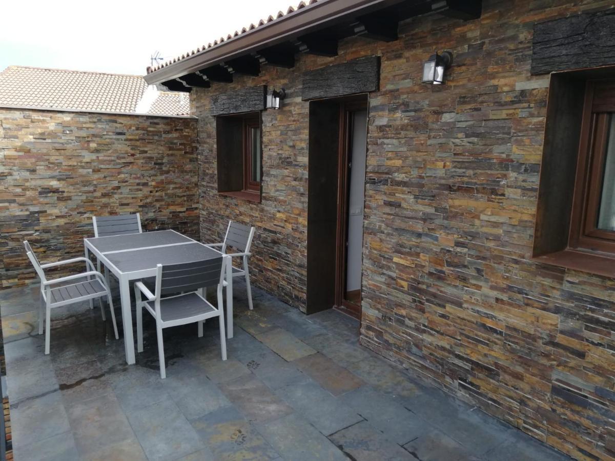 דירות בוטרגו דל לוסויה Puente Viejo De Buitrago Casa Encina מראה חיצוני תמונה
