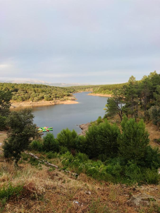 דירות בוטרגו דל לוסויה Puente Viejo De Buitrago Casa Encina מראה חיצוני תמונה